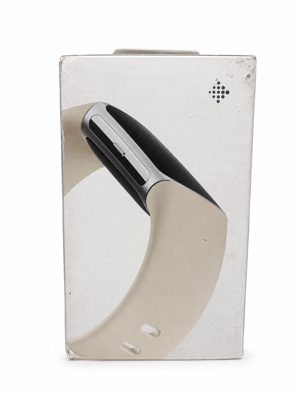 Fitbit charge 6 Fitness Tracker in porcelain/Silver - fitbit. New, box damaged - Picture 5 of 6
